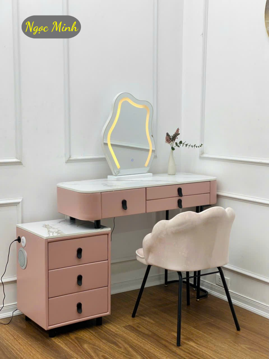Bàn Trang Điểm